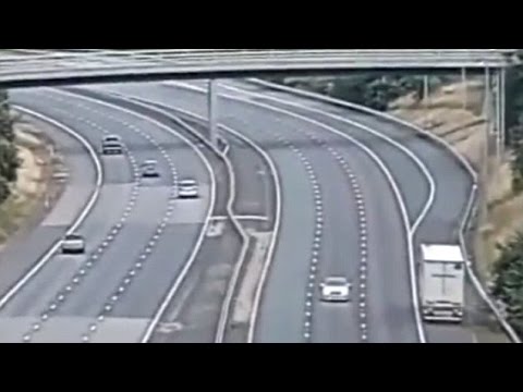 Shocking moment lorry driver speeds the wrong way down motorway