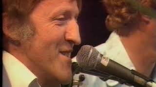 The Chieftains videos- Late Late Show 1992? (Cotton Eyed Joe) and Glastonbury 1982 (Full Concert)