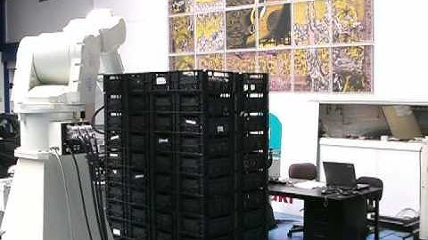 RFA Kawasaki Robotpalletiser for crates FAT for Soma at RFA