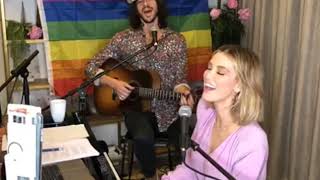 Delta Goodrem - If I Could Turn Back Time (Cher Cover)