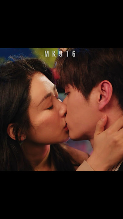 She Kiss Him First 🤭❤️ #BestChoiceEver #YangZi #XuKai #cdrama #shorts