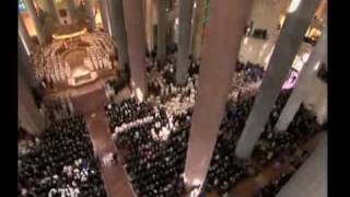 Montserrat choir sings "Virolai" hymn in farewell to the Pope in the Sagrada Familia