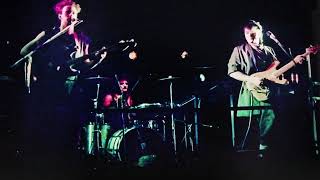 Video thumbnail of "Soda Stereo - El Cuerpo Del Delito (En Vivo) (Electris Circus 1985)"