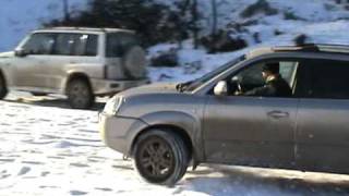 hyundai tucson off road on snow