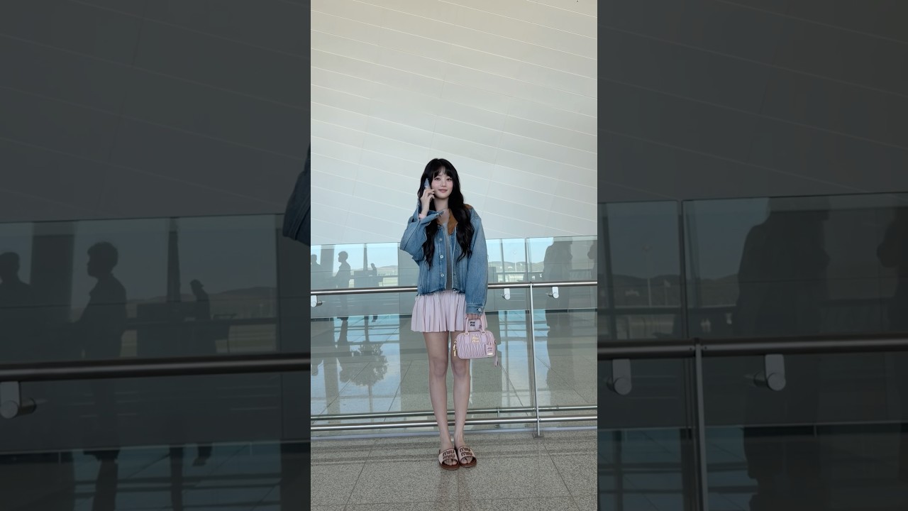 with Pink #MiuMiu #MiuMiuTalesAndTellers 🎀 ‪@miumiu‬ - YouTube