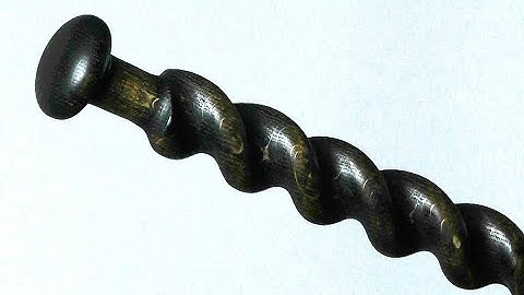 How to Carve a Barley Twist -  1 Marking Out