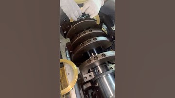 Thrust plate installation on caterpillar engine crankshaft. #caterpillar #G3516 #thegasengine
