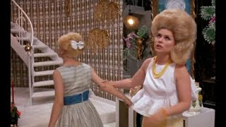 Hairspray (1988) by John Waters, Clip: Debbie Harry and Amber Von Tussle 