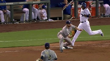 MIL@KC: Brewers challenge safe call at first in 6th