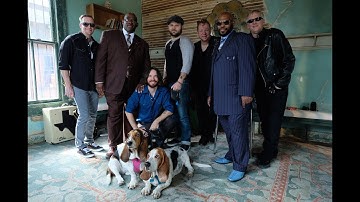 Taking A Chance On Me by Johnny Chops & The Razors, Featuring The Gospel Starz