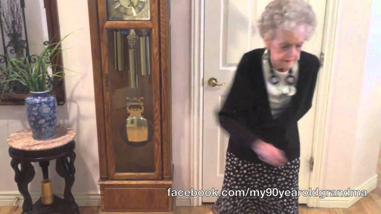 90-Year-Old Grandma Dances to Whitney Houston DUBSTEP - YouTube.