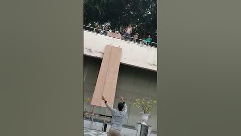 Goyang Engkol fersi Thailand