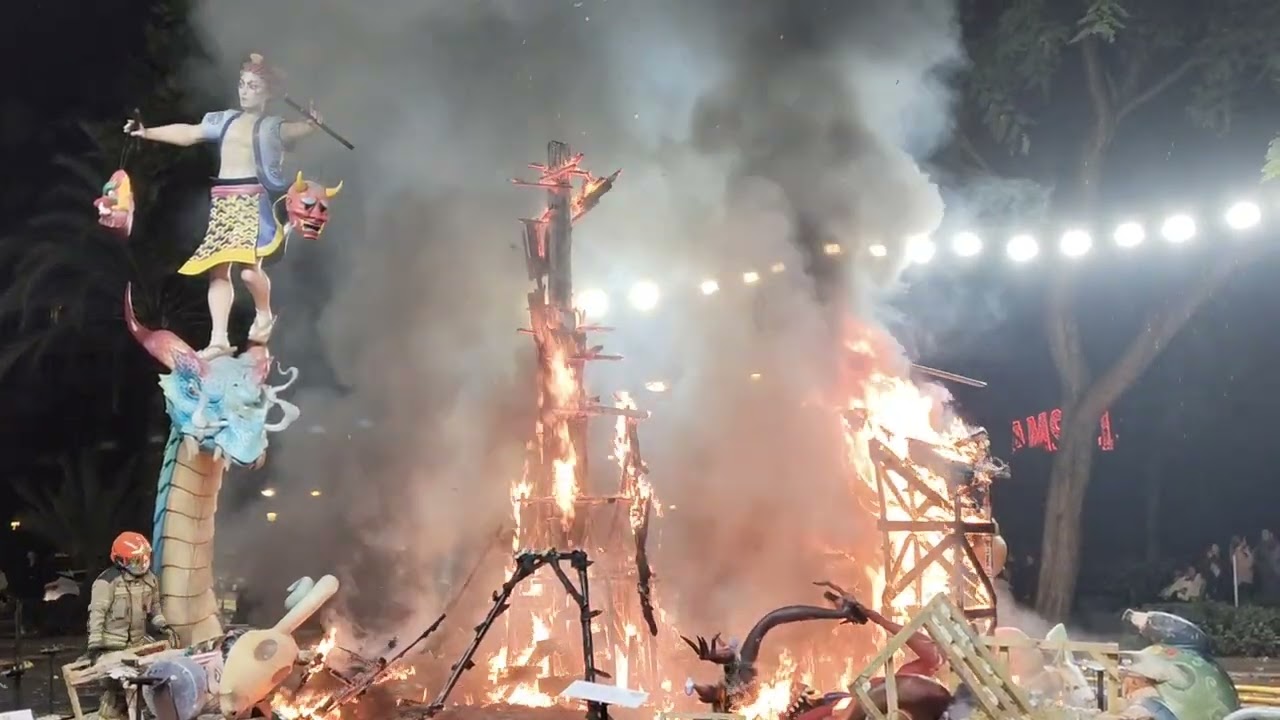 Crema De La Falla Grande Francisco De Borja Día 19 De Marzo De 2025, Fallas De Valencia