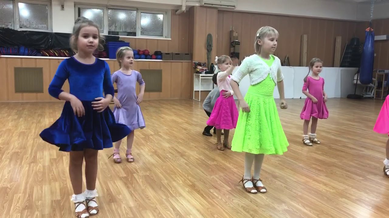 Видео танцы для детей 6 7 лет. Clay Kids - Episode s01e29 Dance Baby Dance.