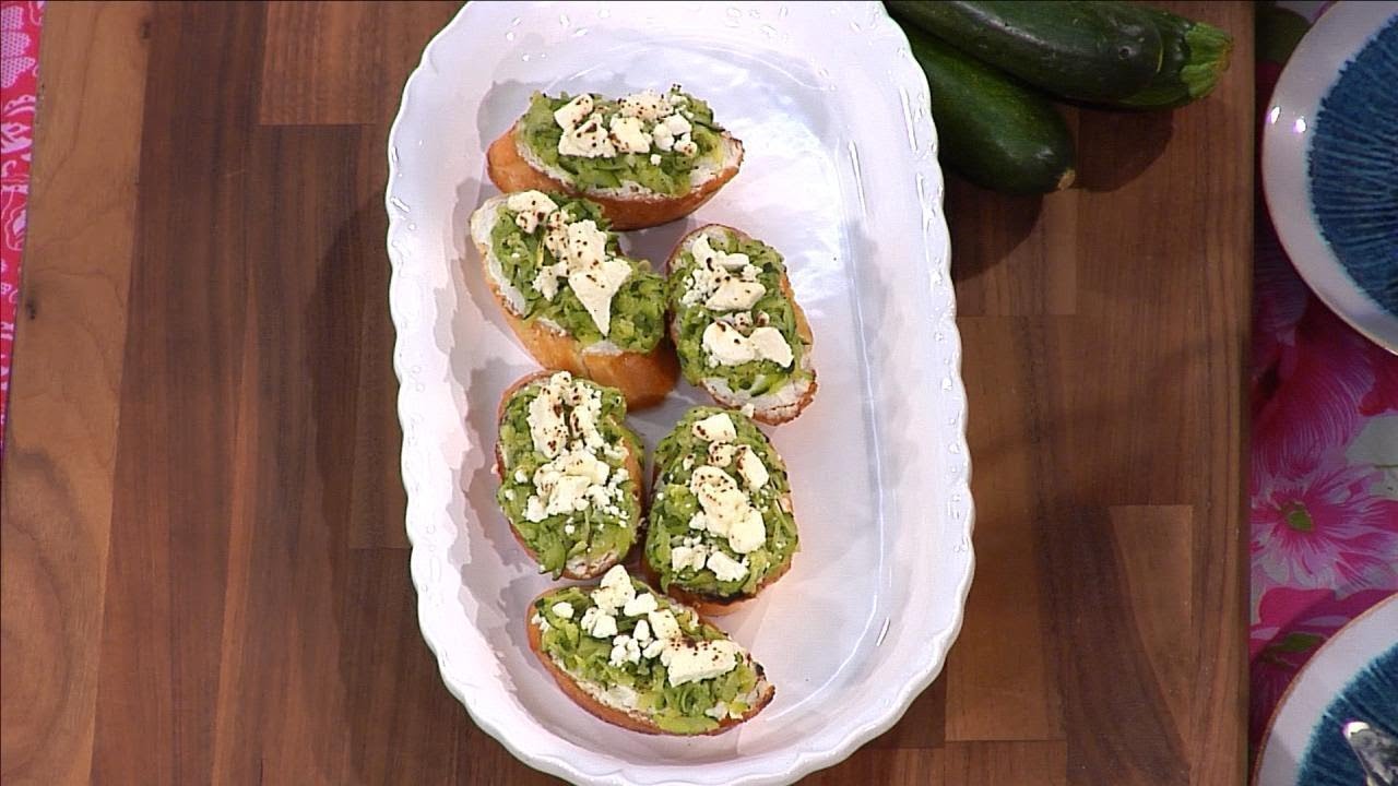 physical education Maria Menounos Shares Her 'Zucchini Toast' Recipe from 'The EveryGirl’s Guide to Cooking'