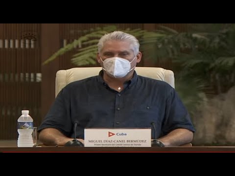 Cuba - Presidente Miguel Díaz-Canel en transmisión Especial