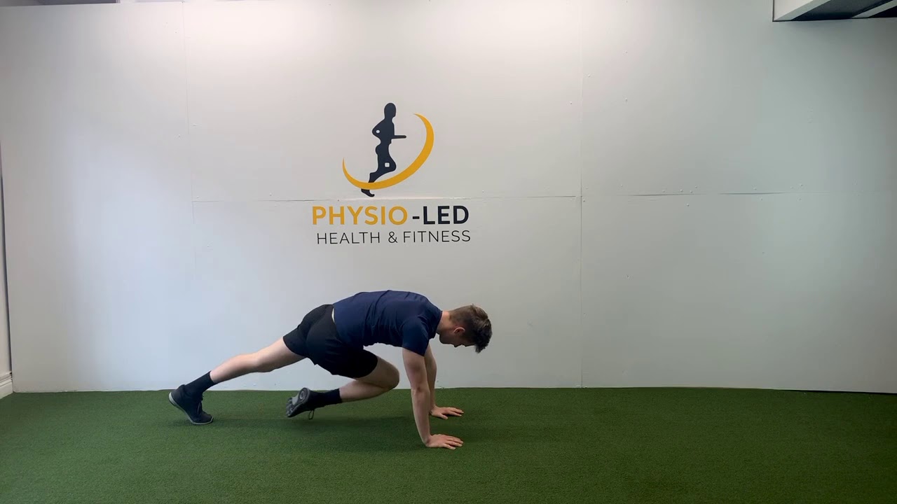 High Plank Knee to Opposite Elbow - YouTube