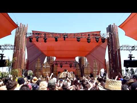 Brion Charles Live @ Coachella 2010 (earliest set)...