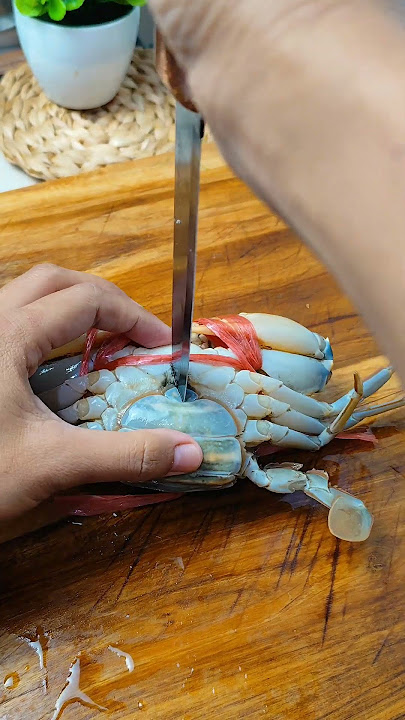 How to clean crabs #shortsvideo #food