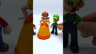 Princess Daisy fights over Mario, Unboxing Super Mario Bros. Toys Fun Video #mario #toys