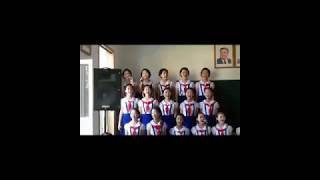 Anak anak Korea Utara menyanyikan lagu Tanah Airku