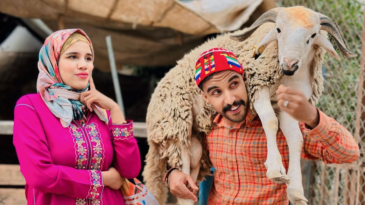 لحيسن دالحولي أو مرت مشا يعيد في لمدينة أو ناضت روينة…كوميديا😂 100٪؜