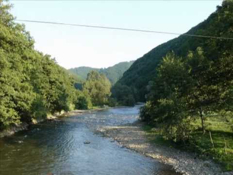 Video: Monstrul Din Lacul Iadului Este La Vânătoarea De Turiști? - Vedere Alternativă