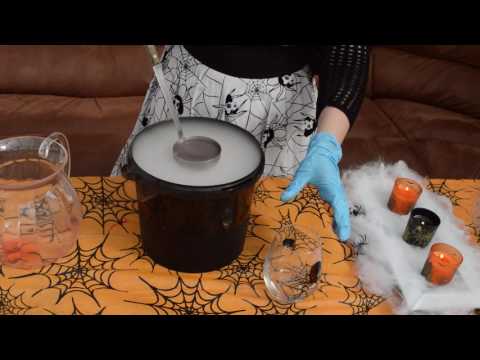 mixing-dry-ice-with-diy-halloween-cocktails-(for-grown-ups-and-kids)