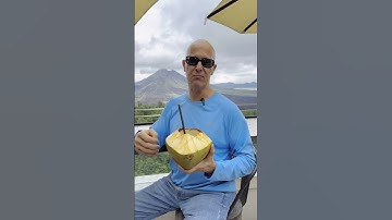 Kokoswater helpt bij de spijsvertering en bloeddruk! Dr. Mandell