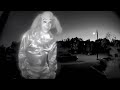 Shocking Porch Encounters You Won’t Believe