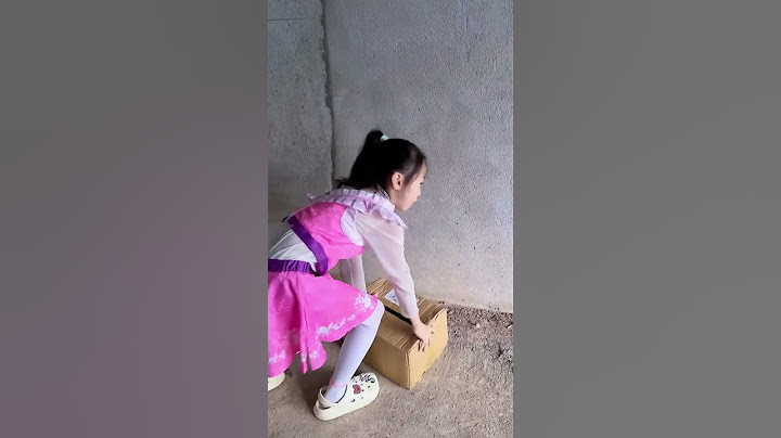 老六与小女侠的友谊太感人了！唐老六打工给小女侠买糖葫芦!#斗罗大陆 #唐老六 #神奇女侠