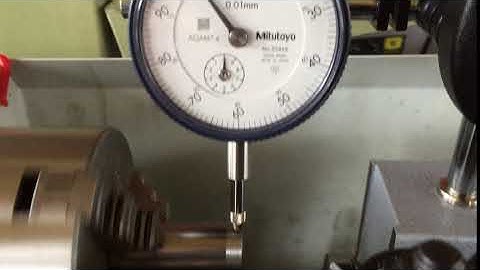 Mitutoyo Dial Indicator and base on Chinese Mini Lathe