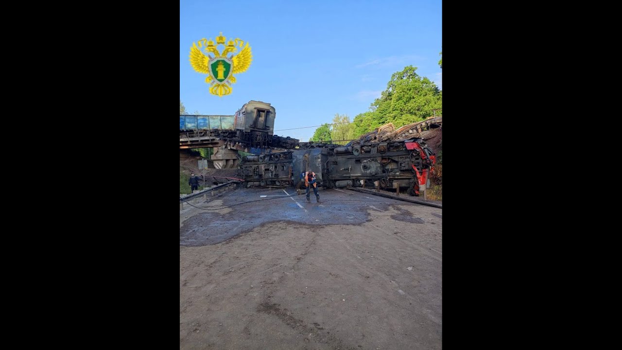 TWO Railway Bridges Collapse in Russia: One in Bryansk, One in Kursk. Russia Blames Ukraine