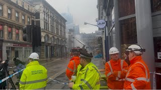 GLASGOW’S FALLING APART 🫣