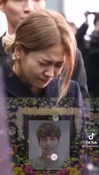 I still can't believe how she got hate over crying #yeri #jonghyun #kpop