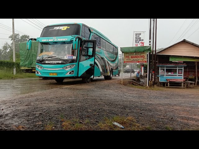 BUS HANDOYO | PENUMPANG PENUH BERANGKAT class=