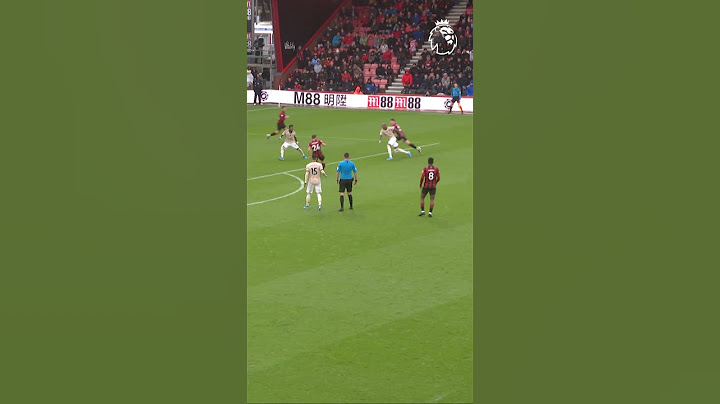 Brilliant control, turn & finish vs Man Utd