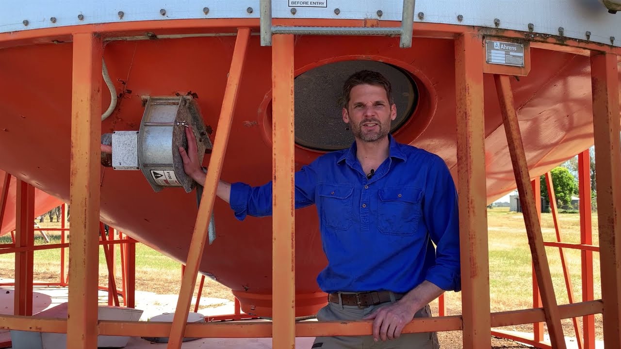 Utilising aeration cooling in grain storage