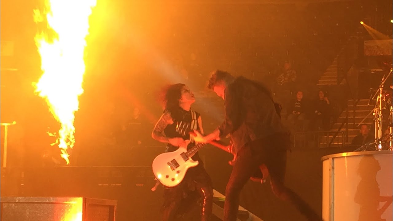 Skillet “Hero” Live WinterJam 2018 YouTube
