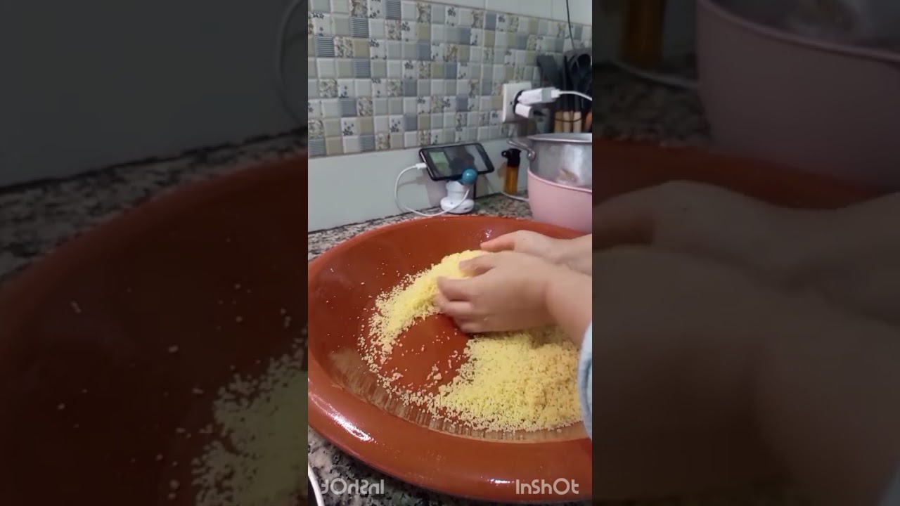 قد مامديتلها محبتش تتقبلي 😥😥😥و انا حرة واش ندير 