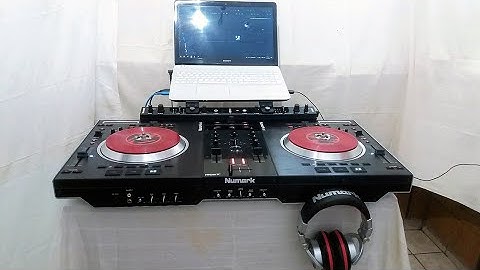 Numark NS7+NSFX Motorized DJ Controller Video Demostration (02)