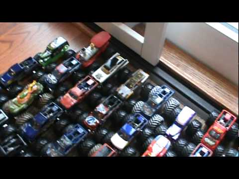 Hot Wheels Monster Jam Collection - YouTube