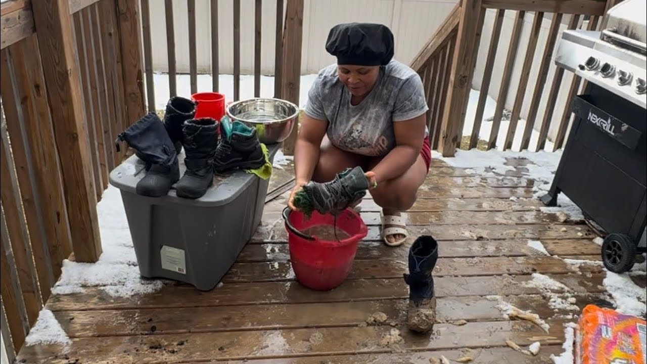 Saturday Morning Cleaning & Laundry Routine 