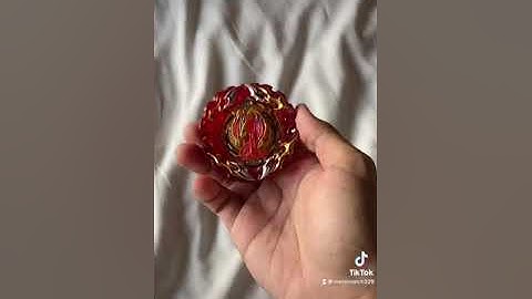 วิธีหมุนเบย์เบลดบนมือ!!