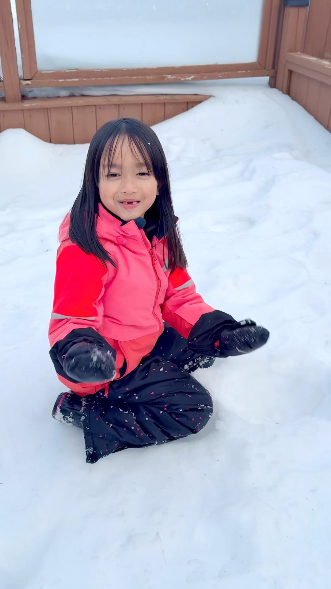 Snow surprise for baby brother ??❤️???☃️❄️