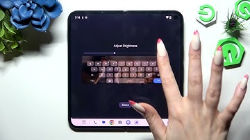 Google Pixel 9 Pro Fold - How to Change and Customize Keyboard Theme? | Keyboard Customization