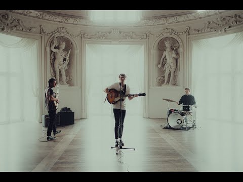 Glanz&Gloria - FREMDE KÜSSEN (OFFICIAL VIDEO)
