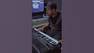 Download lagu FROZY  KOMPA