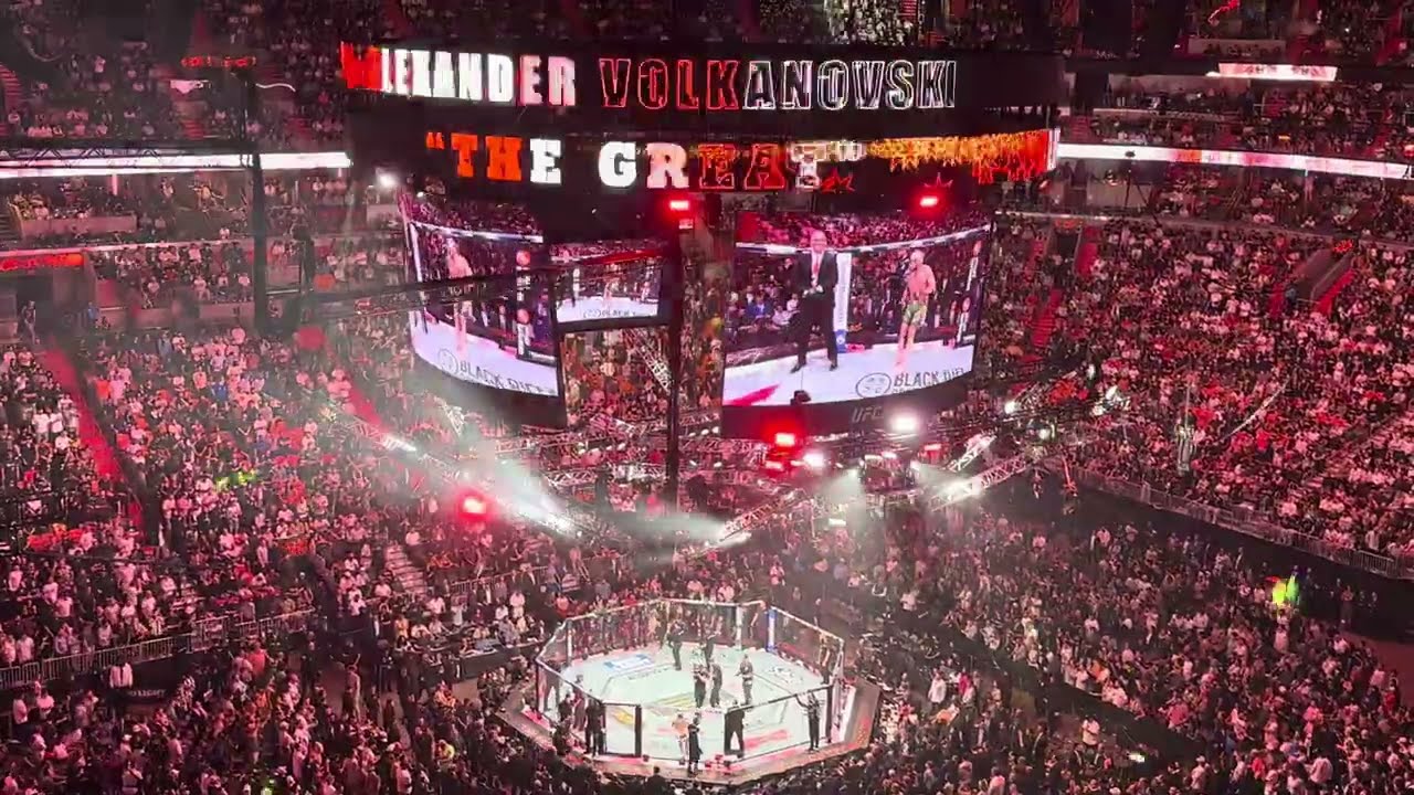 UFC 314 Alexander "The Great" Volkanovski Walkout | UFC314
