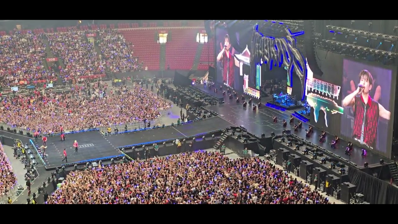 8. Stray Kids DominATE World Tour Amsterdam | God's Menu